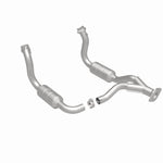 Load image into Gallery viewer, Magnaflow Conv DF 08-10 Ford F-250/F-250 SD/F-350/F-350 SD 5.4L/6.8L / F-450 SD 6.8L Y-Pipe Assembly
