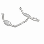 Load image into Gallery viewer, MagnaFlow Conv DF 02-06 Cadillac Escalade / 02-06 Chevy Avalanche 5.3L Dual Conv Y-Pipe Assembly 2WD
