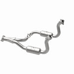 Load image into Gallery viewer, Magnaflow Conv DF 08-10 Ford F-250/F-250 SD/F-350/F-350 SD 5.4L/6.8L / F-450 SD 6.8L Y-Pipe Assembly
