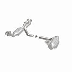 Load image into Gallery viewer, MagnaFlow Conv DF 02-06 Cadillac Escalade / 02-06 Chevy Avalanche 5.3L Dual Conv Y-Pipe Assembly 2WD
