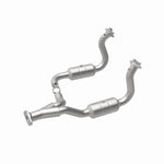 Load image into Gallery viewer, Magnaflow Conv DF 08-10 Ford F-250/F-250 SD/F-350/F-350 SD 5.4L/6.8L / F-450 SD 6.8L Y-Pipe Assembly
