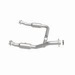 Load image into Gallery viewer, MagnaFlow Conv DF 06-09 Ford Explorer / 06-10 Mercury Mountaineer 4.6L Y-Pipe Assembly (49 State)
